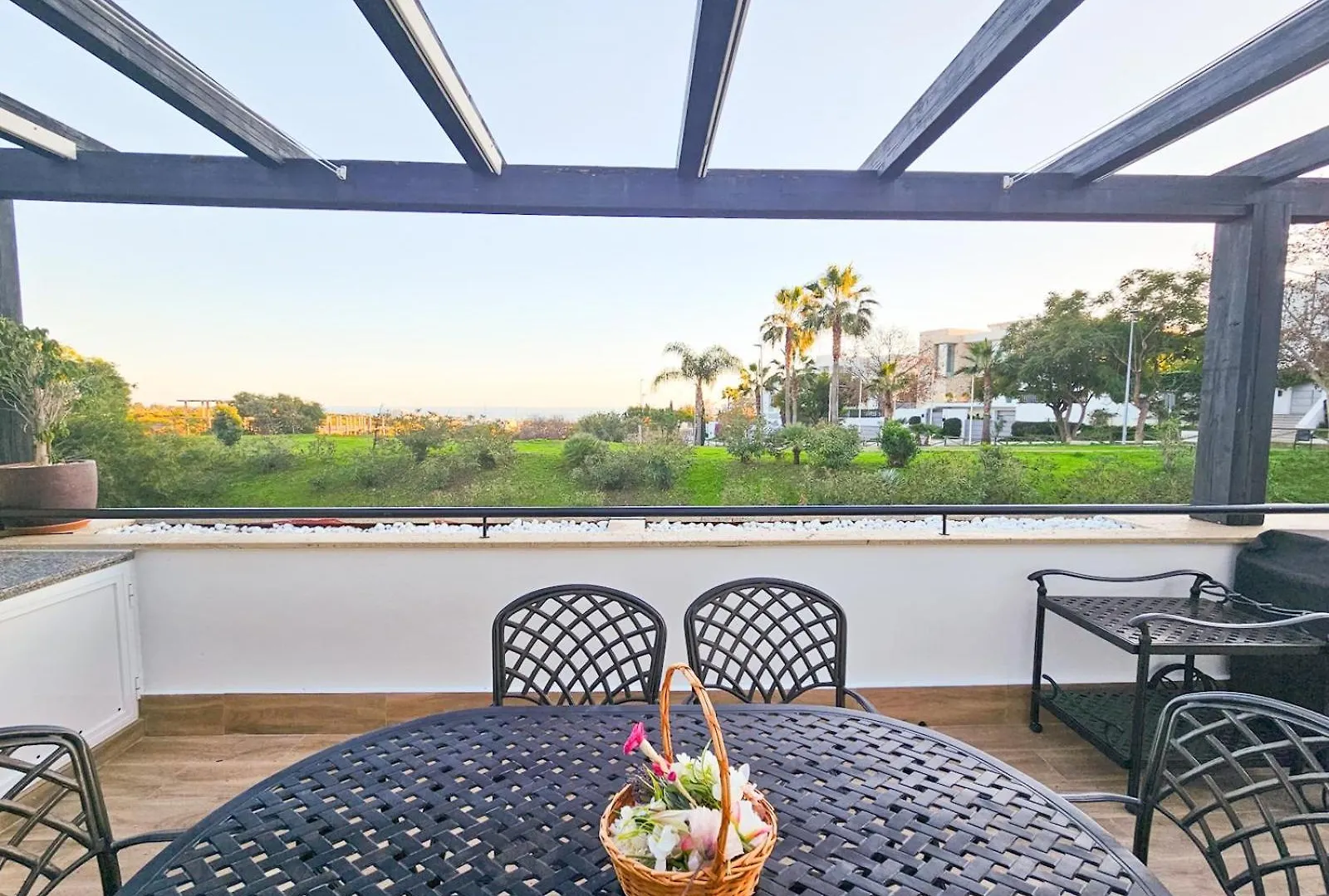 Pass The Keys Spacious 4-Bed Home With Jacuzzi Bbq Marbella
