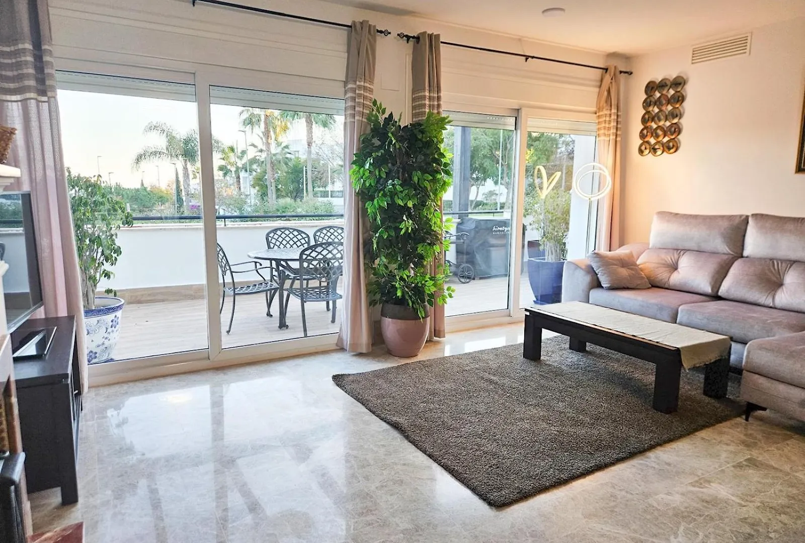 Pass The Keys Spacious 4-Bed Home With Jacuzzi Bbq Marbella 0*,  Spain