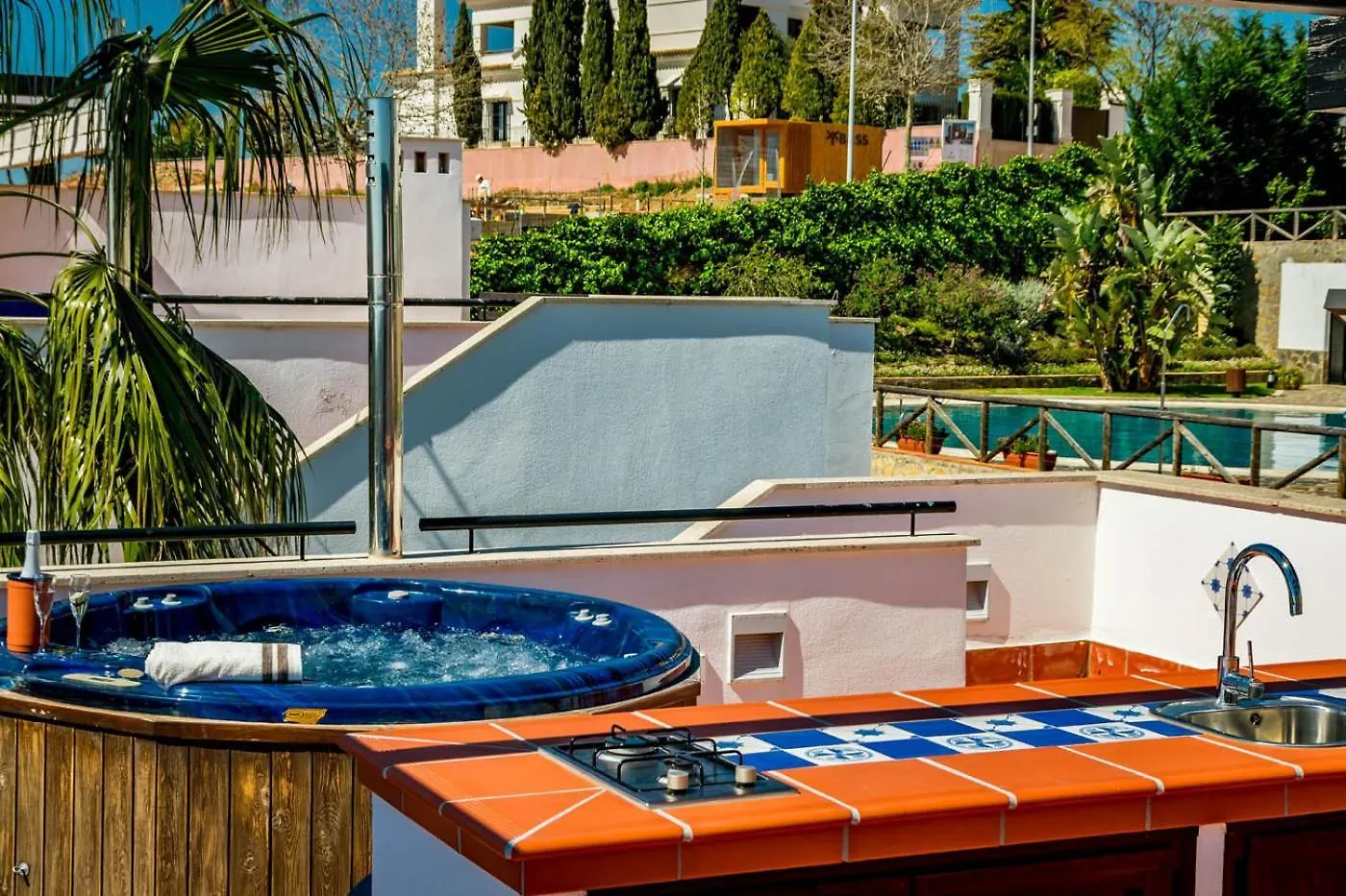 Holiday home Pass The Keys Spacious 4-Bed Home With Jacuzzi Bbq Marbella