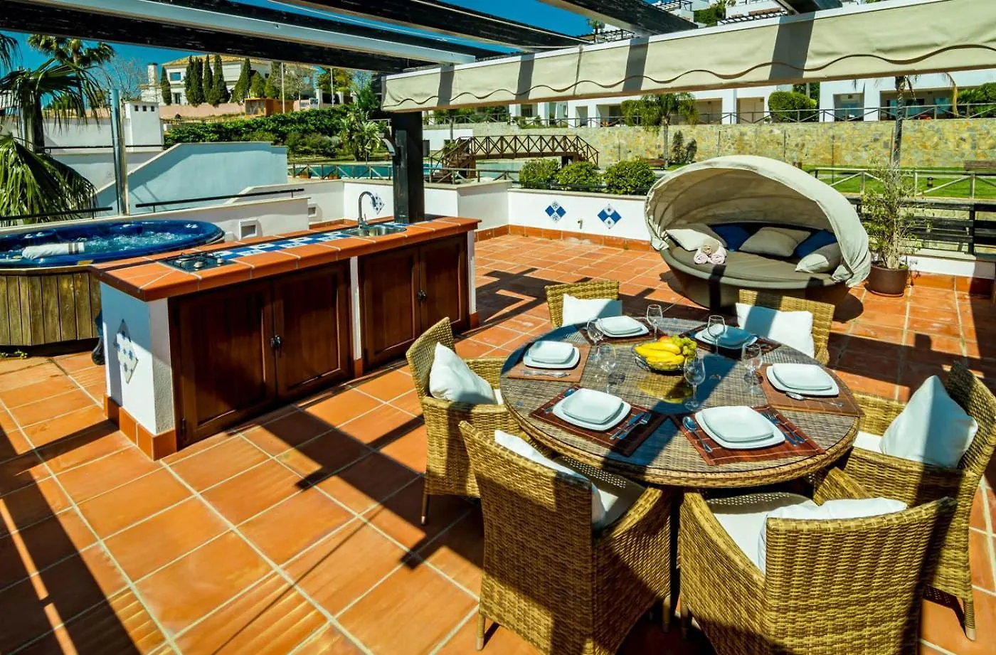 Holiday home Pass The Keys Spacious 4-Bed Home With Jacuzzi Bbq Marbella